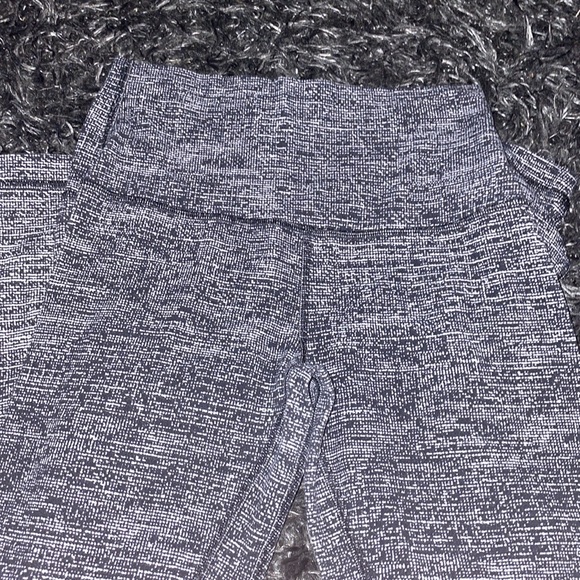 Lululemon leggings - Picture 2 of 2